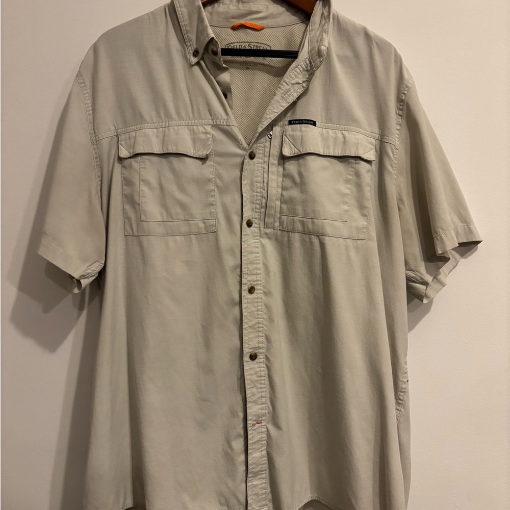 Men's Field and Stream Beige Fishing Shirt